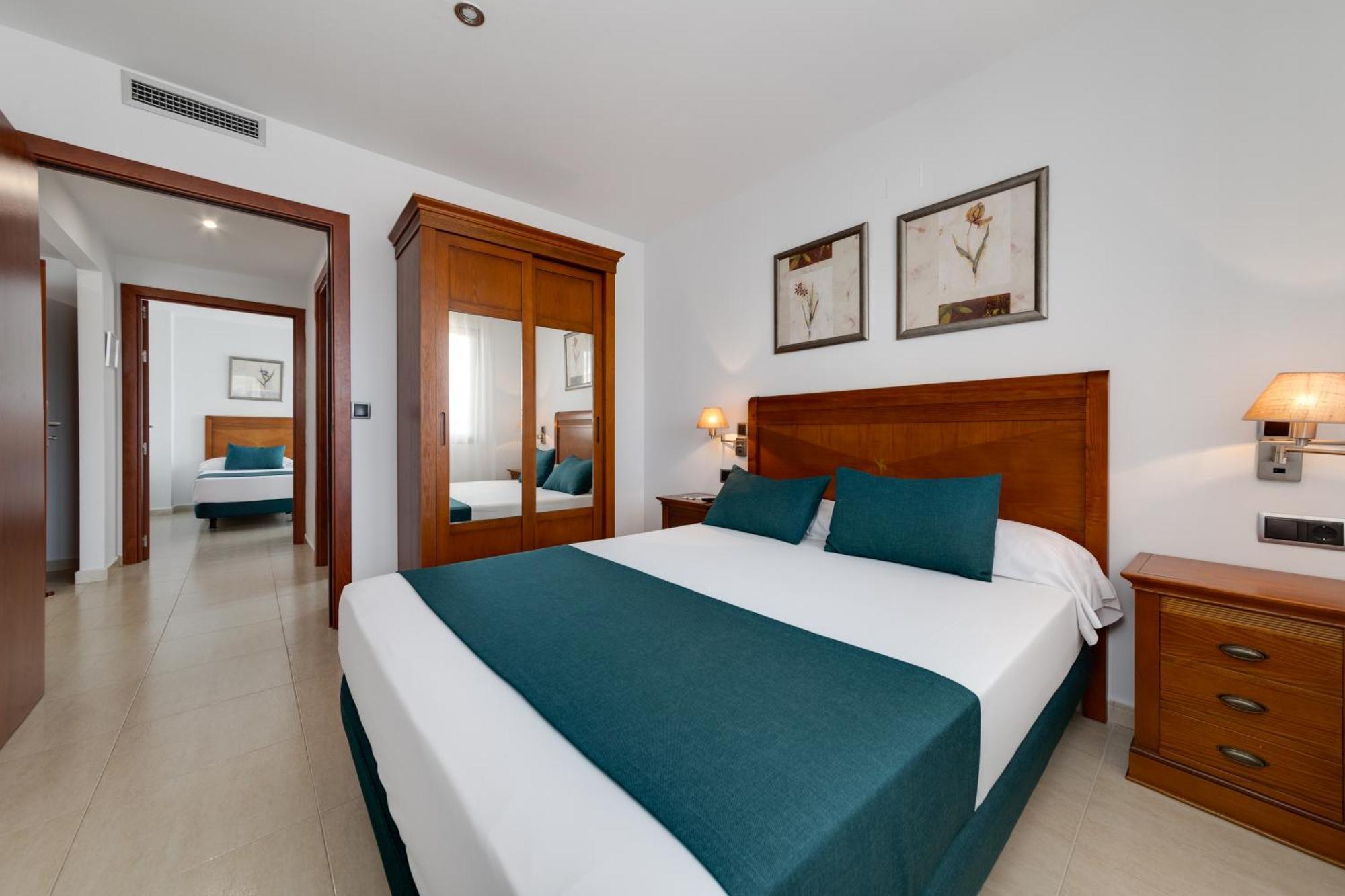 Daniya Denia Spa & Business 4* Dış mekan fotoğraf