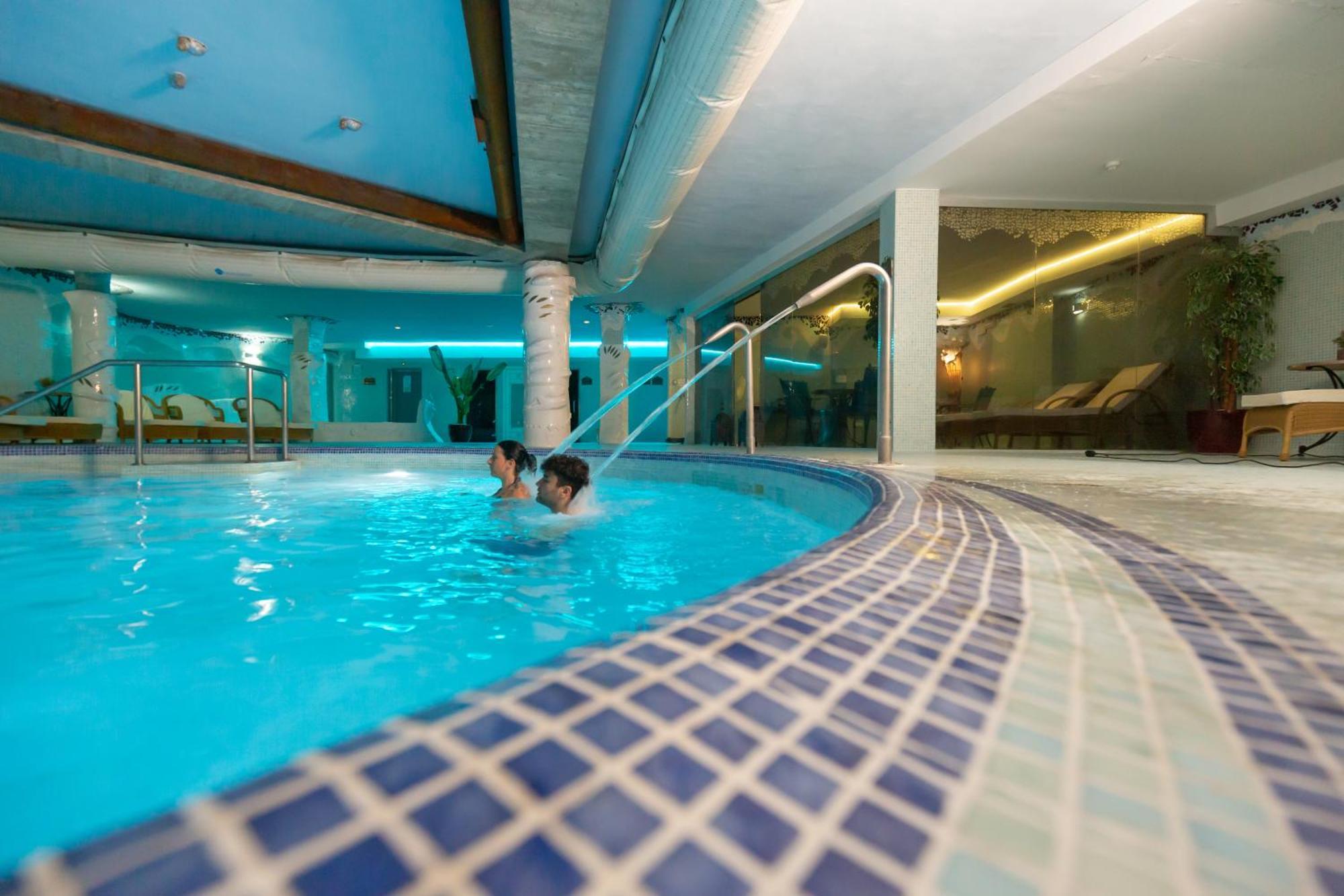 Daniya Denia Spa & Business 4* Dış mekan fotoğraf